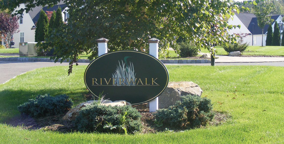 to River Walk Riverwalk Branford